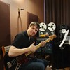  ,  -,   (Fender Jazz Bass 1977 USA)